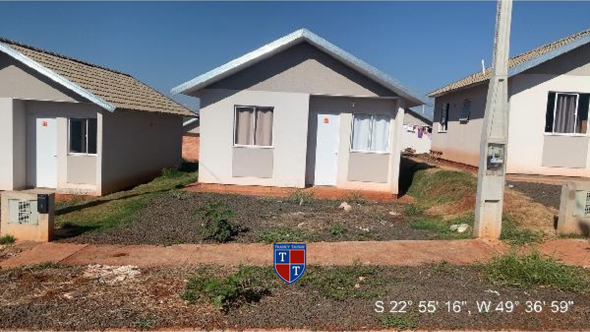 CASA em JARDIM MARIA LUIZA