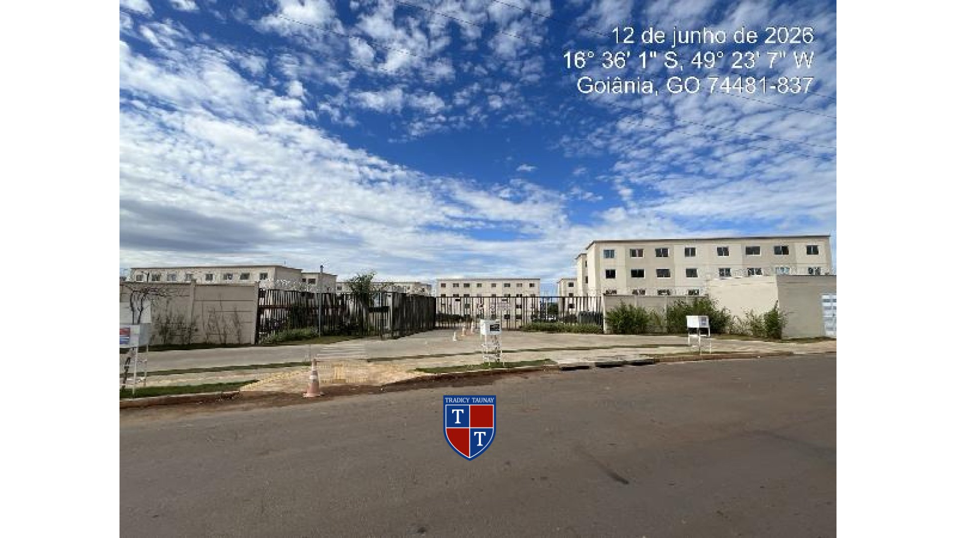 Foto 1 de APARTAMENTO em RESIDENCIAL FLORES DO CERRADO - Imóvel Retomado Caixa