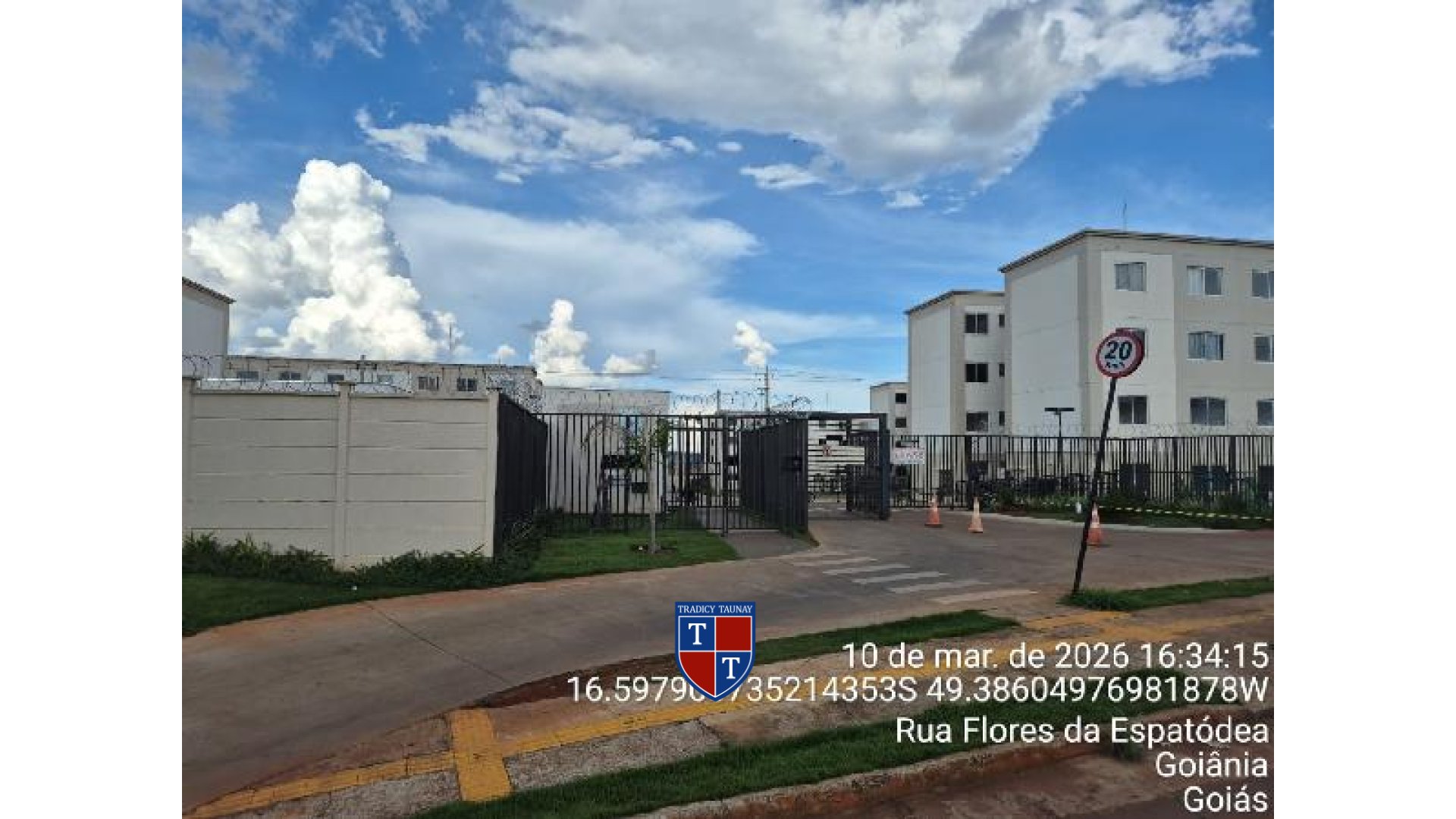 Foto 1 de APARTAMENTO em RESIDENCIAL FLORES DO CERRADO - Imóvel Retomado Caixa