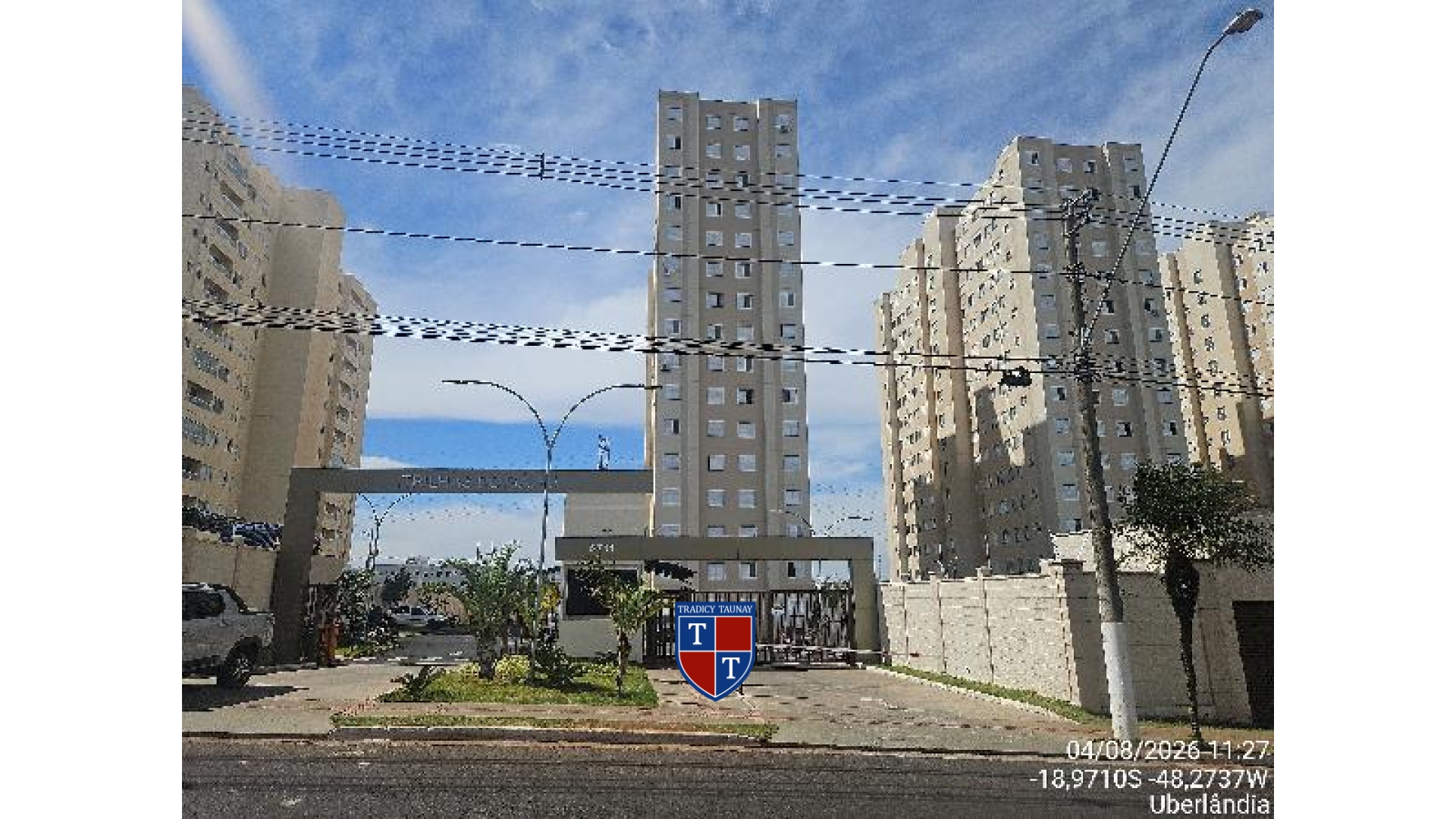 APARTAMENTO em SHOPPING PARK
