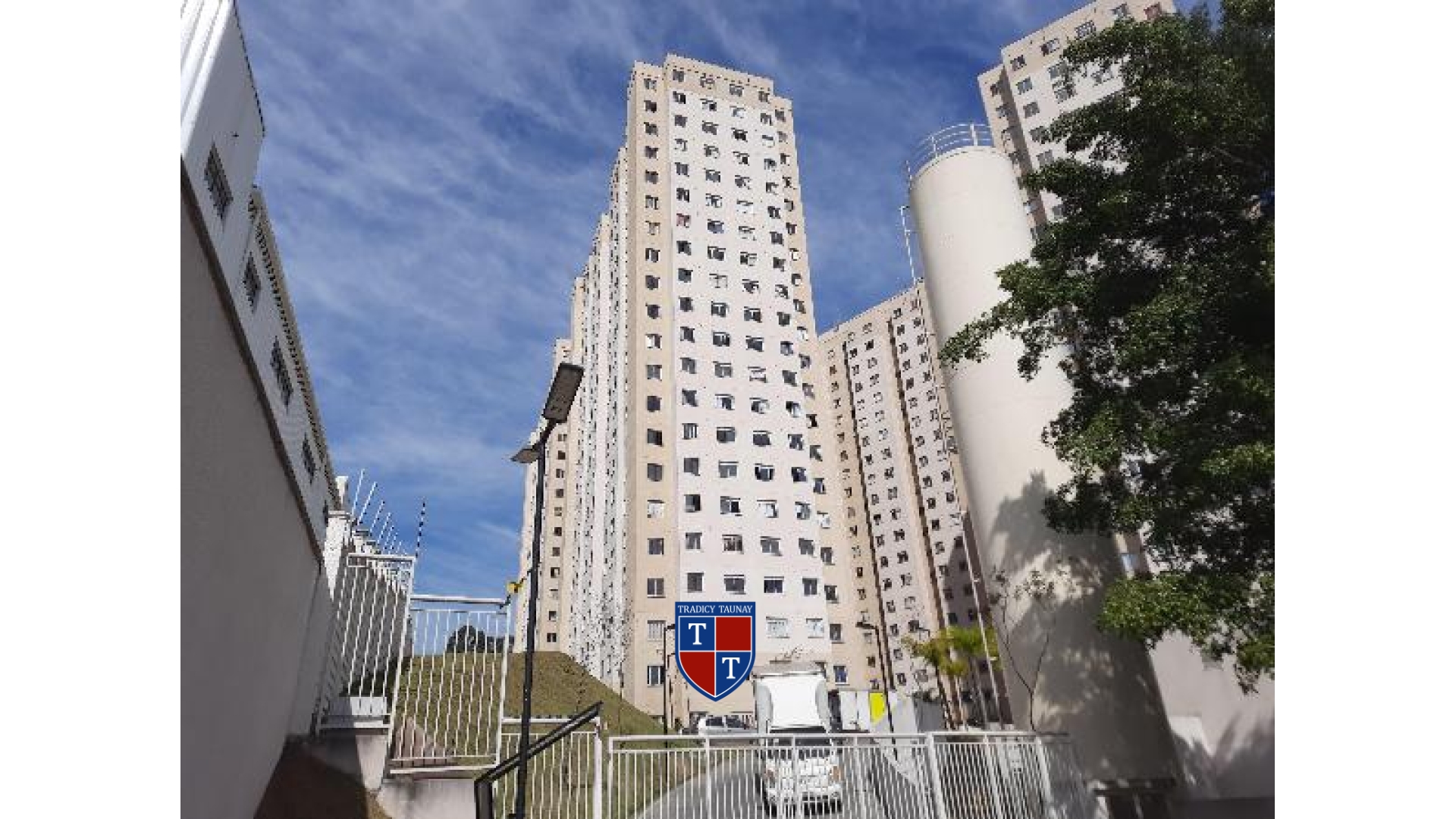 Foto 1 de APARTAMENTO em GUAIANAZES, SAO PAULO/SP - Imóvel Retomado CAIXA Ref 8787722999392