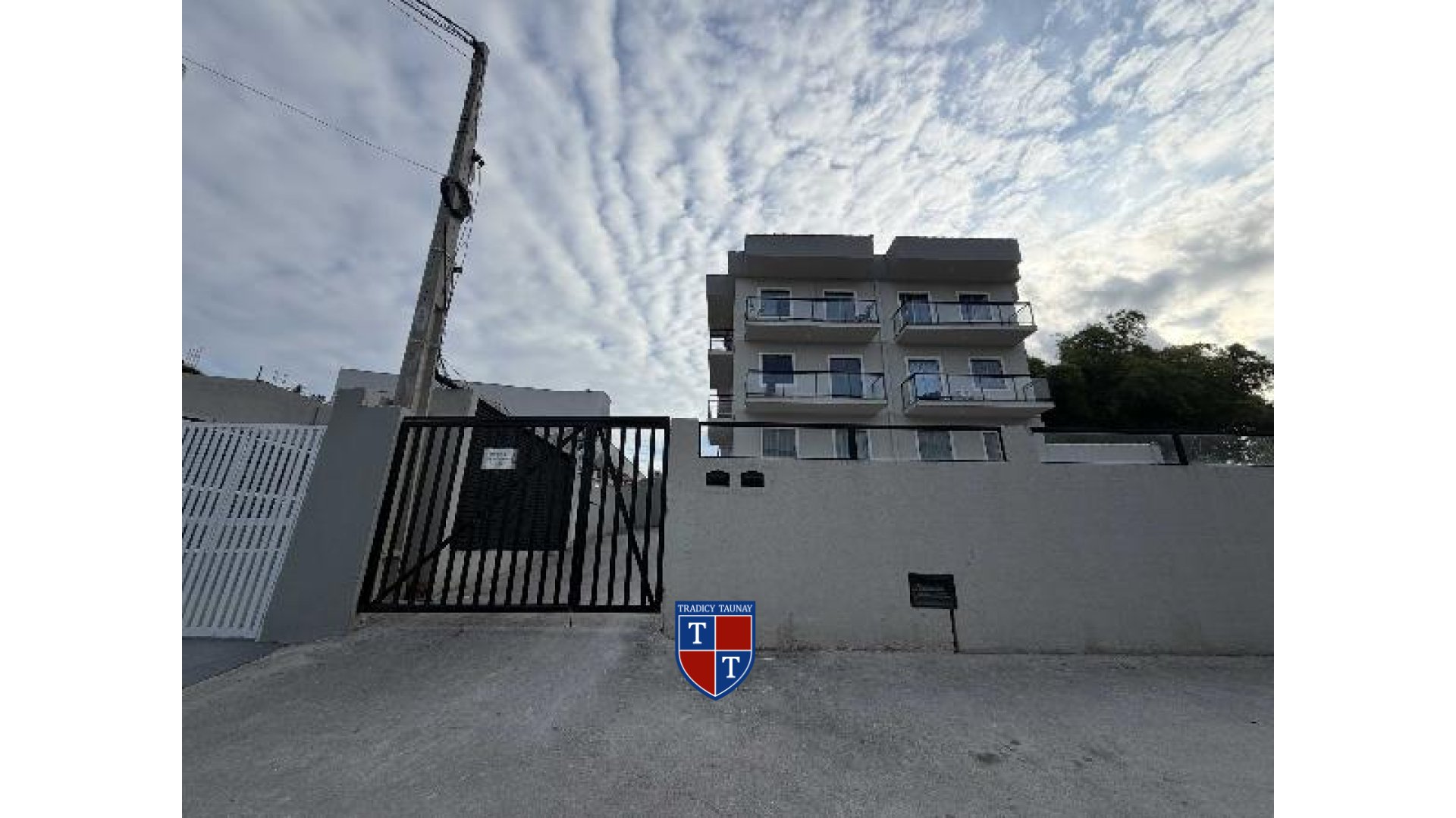 Foto 1 de APARTAMENTO em MARAMBAIA - Imóvel Retomado Caixa