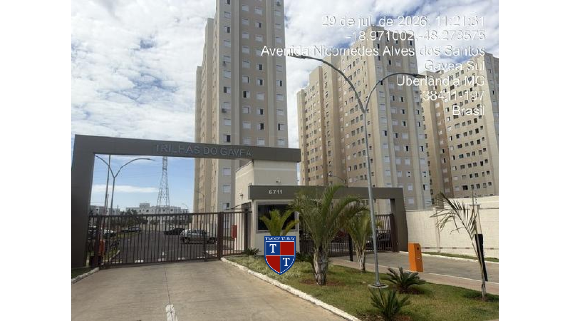 APARTAMENTO em SHOPPING PARK